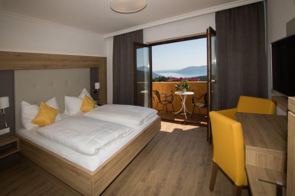 Ferienhotel Hofer Superior Strass im Attergau Extérieur photo