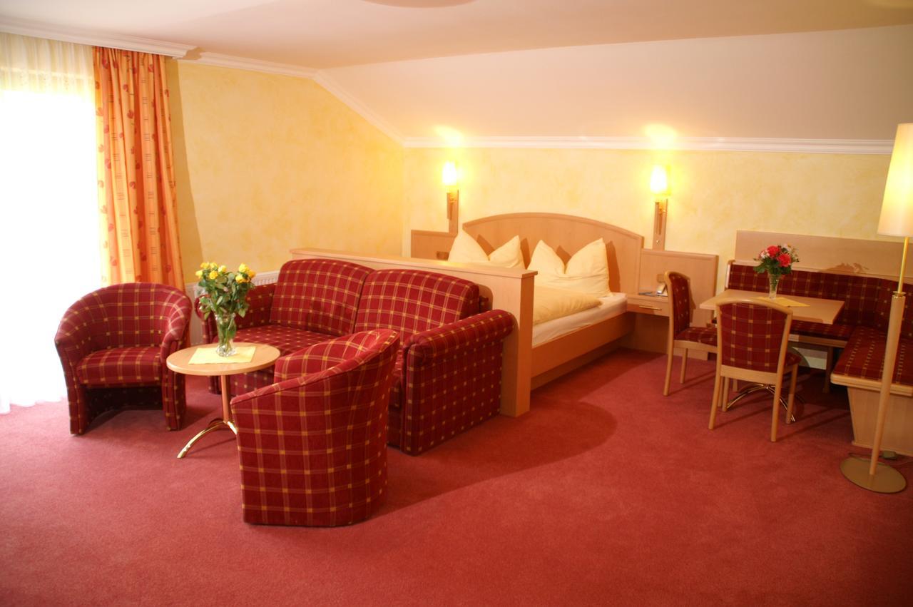 Ferienhotel Hofer Superior Strass im Attergau Extérieur photo
